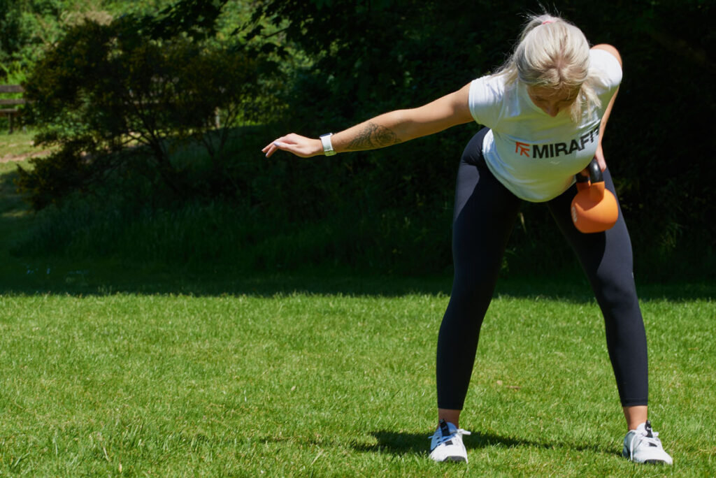Single Arm Row Single Arm Row with a Mirafit Kettlebell