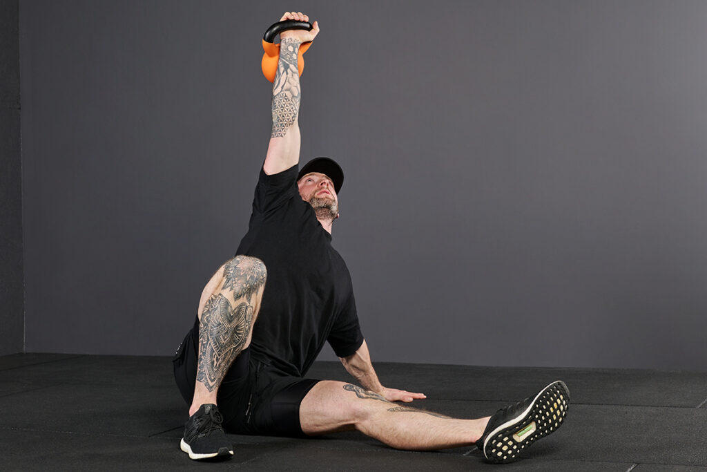 Elbow to Hand Support Mirafit Kettlebell Turkish Get Up Step 3 - Elbow to Hand Support