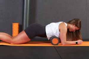 Foam Rolling Chest with Mirafit EPE Foam Roller