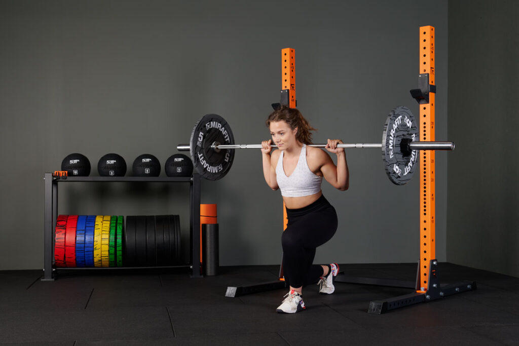Lunge squat using Mirafit Marbled Bumper Plates