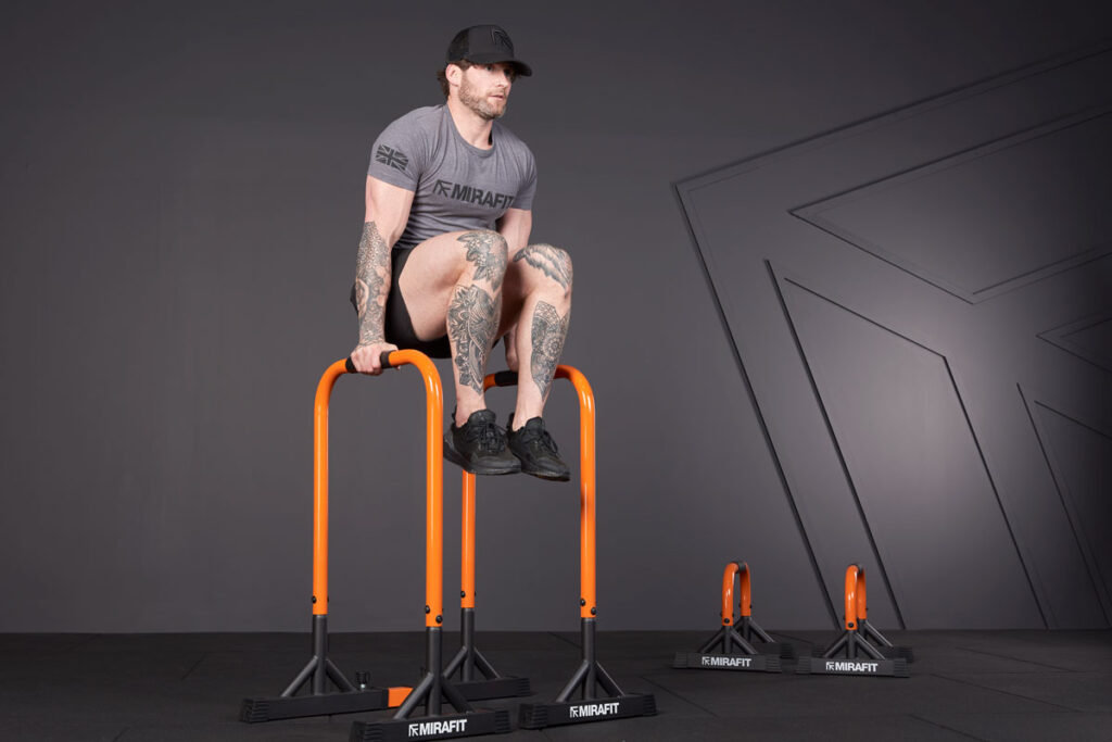 Hanging tuck l siton Mirafit Dip Bars
