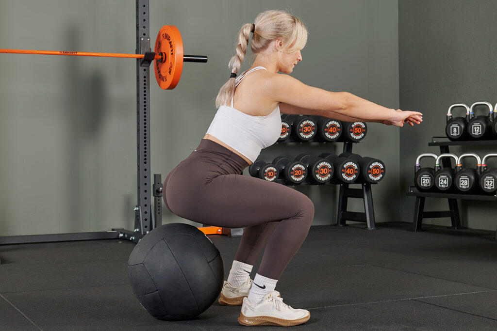 Med ball sit using Mirafit Classic 13" Medicine Wall Ball
