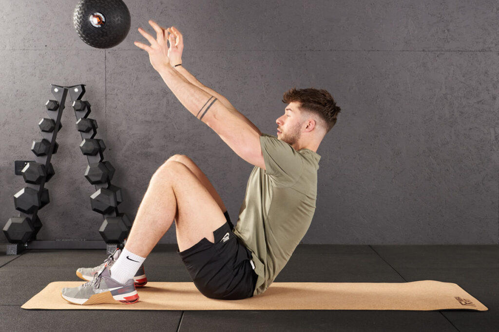 Mirafit Tyre Tread Slam Ball Med ball crunch throw with Mirafit Medicine Ball