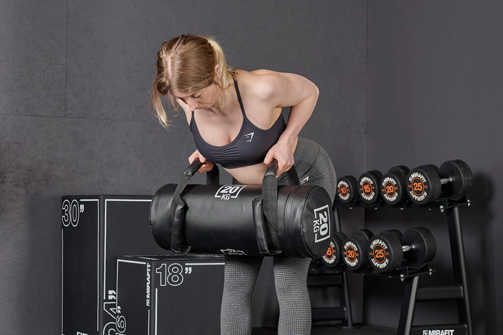 Bent over row with Mirafit Sandbag