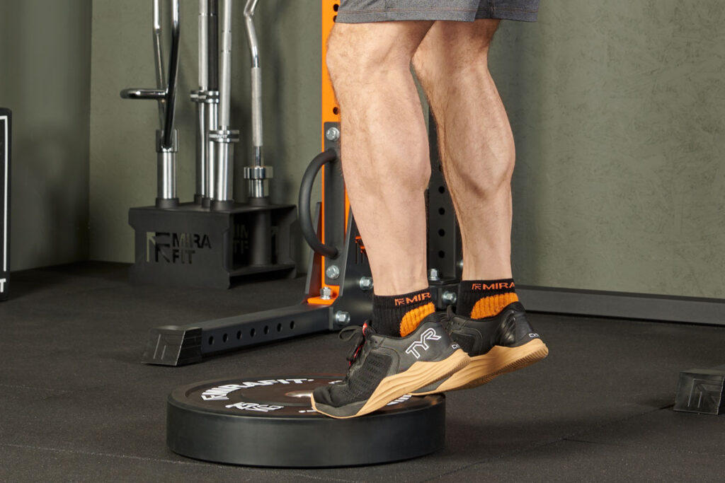 Calf raise on Mirafit Bumper Plates