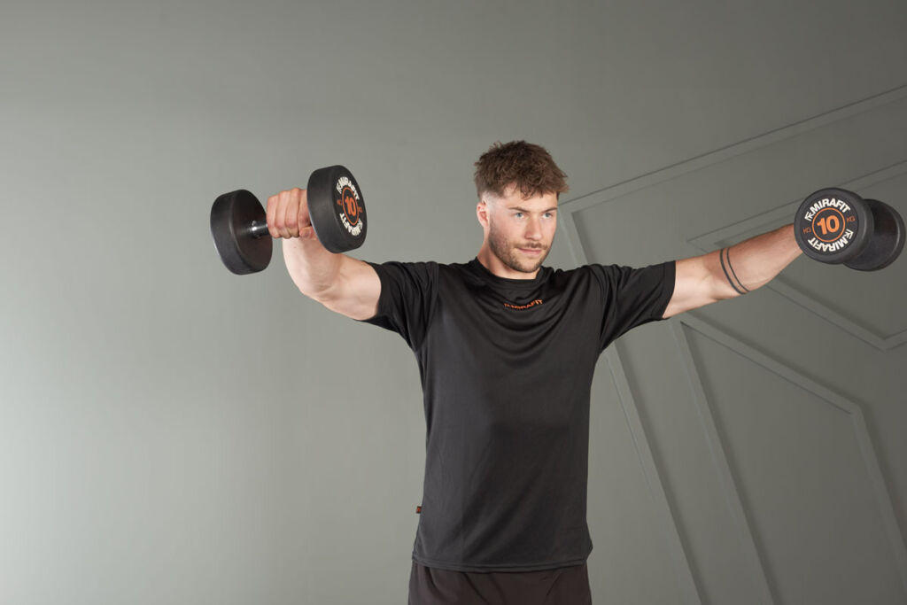 Mirafit Rubber Dumbbell Set Lateral Raise with Mirafit Rubber Dumbbells