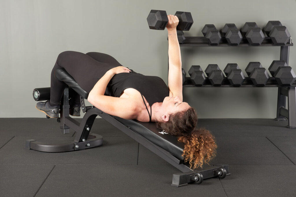 Single Arm decline bench press with Mirafit Hex Dumbbells