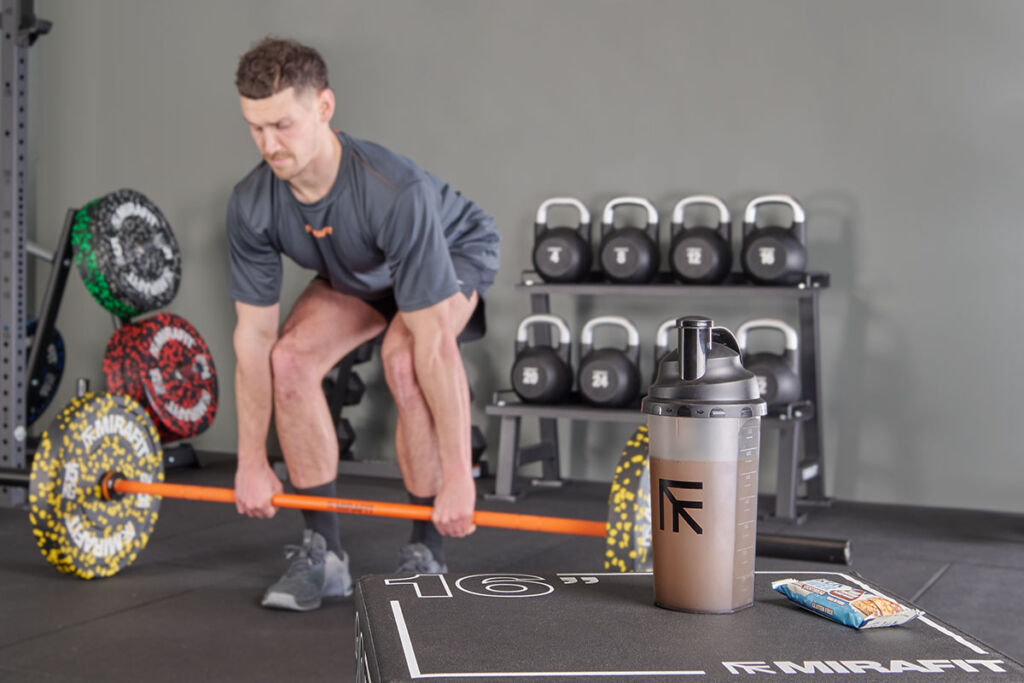 How To Fuel Your Performance in the Gym