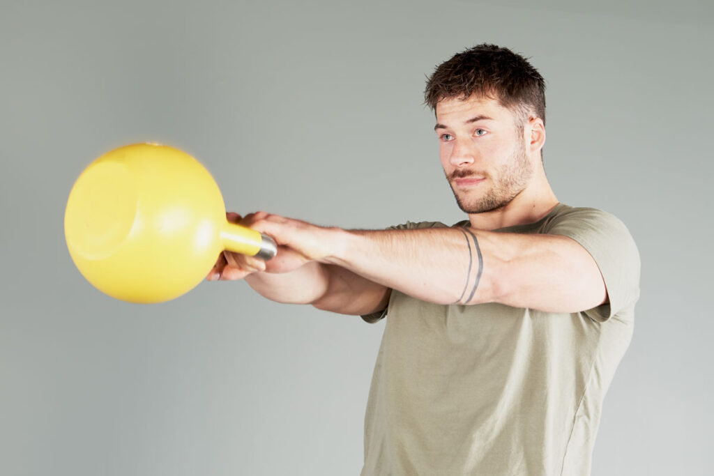 Kettlebell swing with Mirafit Colour Competition Kettlebells