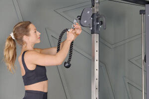 Attaching a tricep rope to a Mirafit Functional Trainer