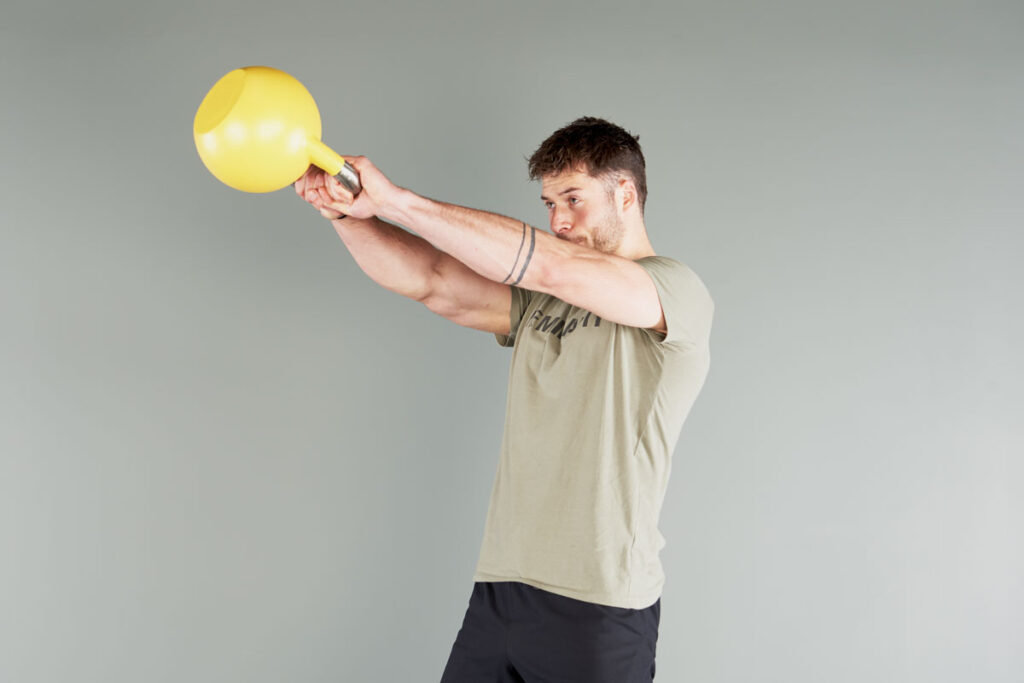 Mirafit Colour Competition Kettlebell Kettlebell swing with a Mirafit Colour Competition Kettlebell