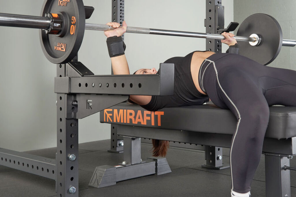 Mirafit M3 Flat Powerlifting Bench Bench press on a Mirafit M3 Flat Powerlifting Bench