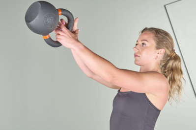 Alternating swing with Mirafit Cast Iron Kettlebell
