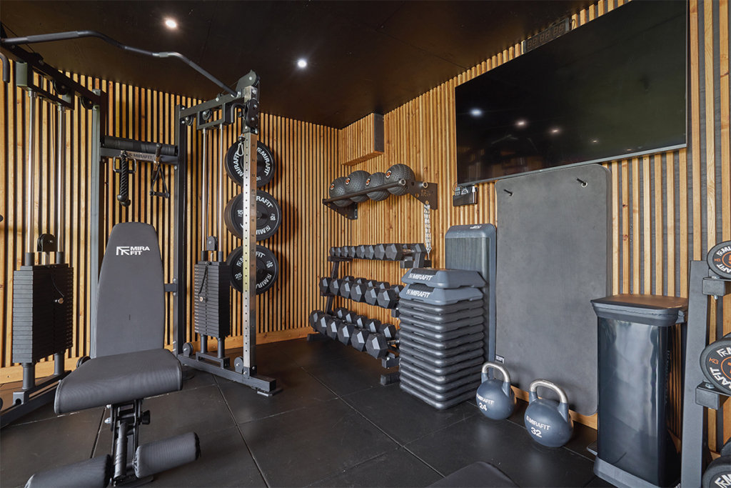How to Stand Out from Other PT Studios