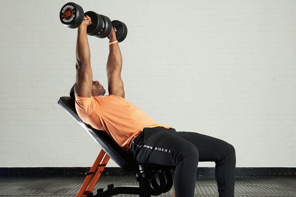 Mirafit Rubber Dumbbell Set - 15kg Dumbbells man doing an incline dumbbell bench press with 15kg dumbbells